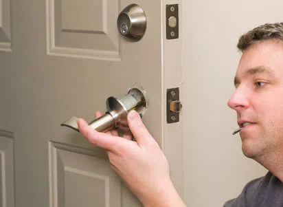 Aqua Locksmith Store North Branford, CT 203-349-3045 - 15-24-Hour-Locksmith